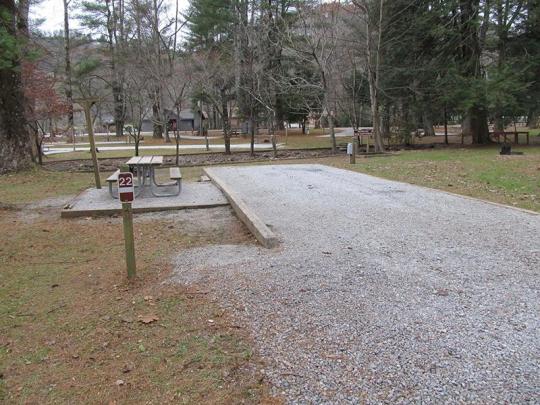 Site Campsite 22 at Moccasin Creek State Park